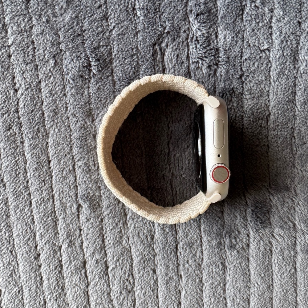 Braided Solo Loop Apple Watch Band Beige/Cream 42/44/45mm (Size S) - Picture 2 of 13